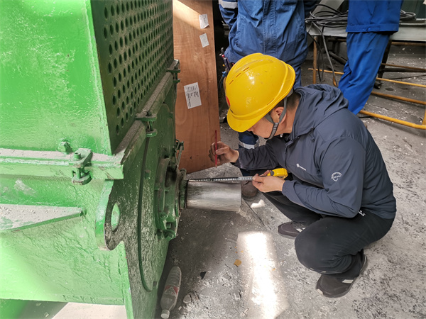 4月18日，1号送风机改造施工中.jpg