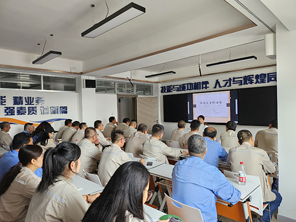 培训照片3.jpg