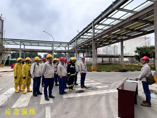 2025年8月5日，彬州公司开展危险化学品泄漏应急演练-2.jpg