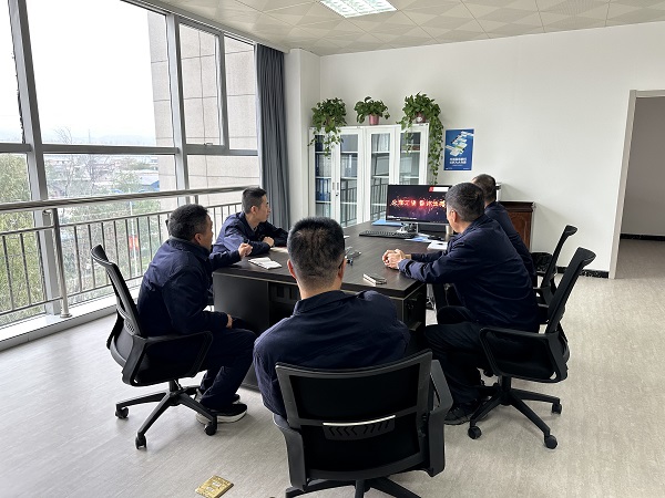 171763359979132862.jpg 科信公司组织观看全国消防月视频照片.jpg