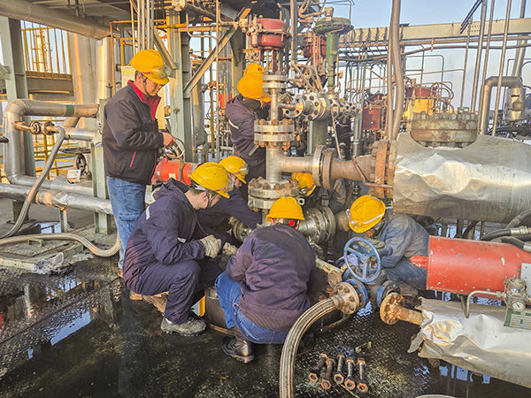 101765347973187015.jpg 气化炉检修工作 600.jpg