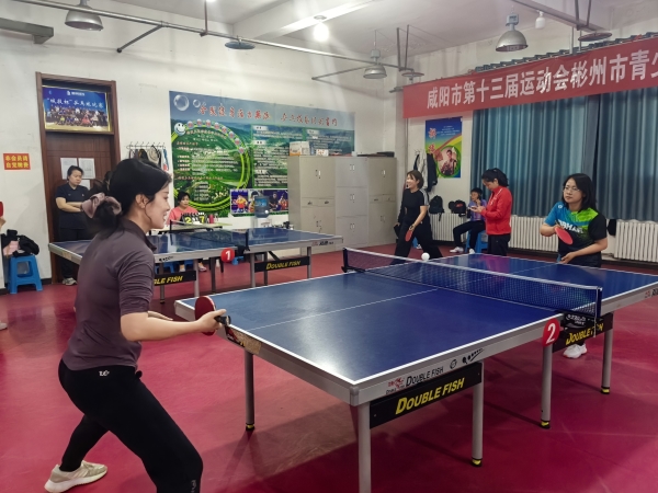 281777365066132681.jpg 乒乓球比赛活动精彩掠影.jpg