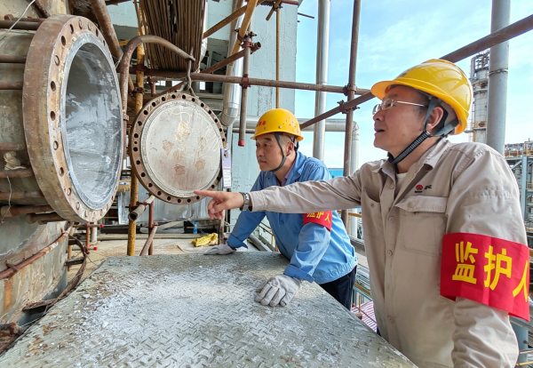 151781486873426914.png 7天啃下“硬骨头” FA203最终分离器清理作业圆满收官-双人监护.png