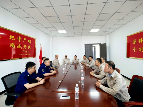 181787025154144904.jpg 座谈交流会.jpg